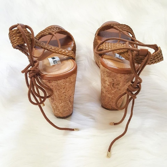 Steve Madden Wynwood Cork Wedge Sandal - Picture 4 of 4